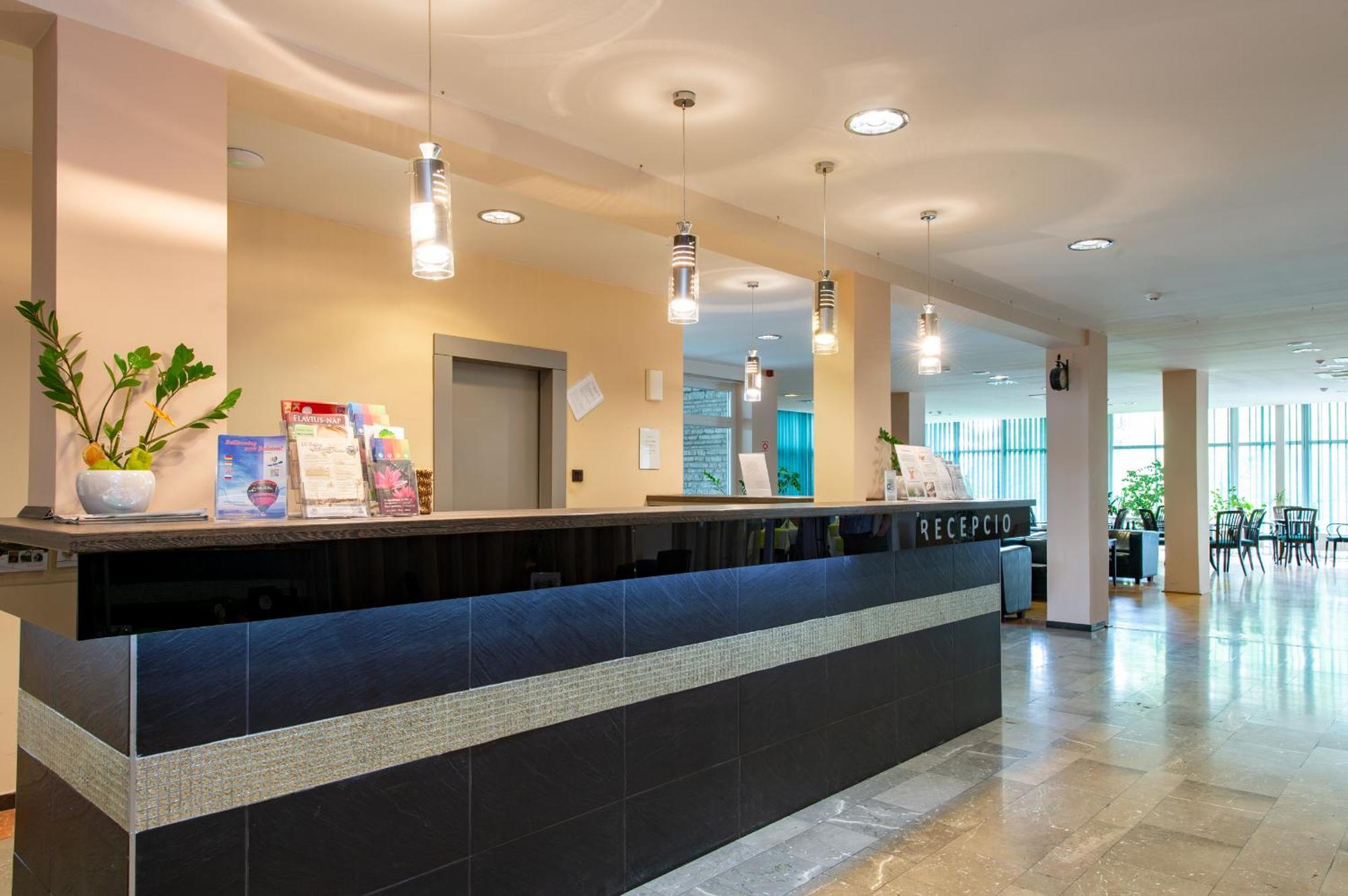 Hotel Fit Heviz Exterior photo